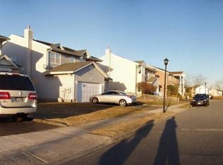 169 Philips Pl, Oceanside, NY 11572