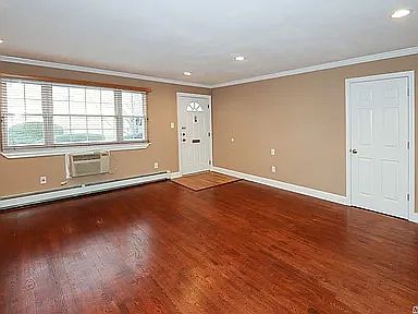 5th image of 4410 Wilshire Ln