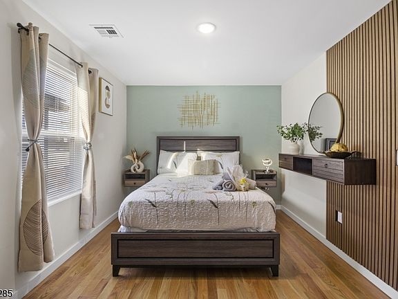3rd image of 751 Seaport Dr #2