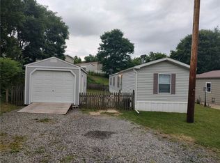 640 Deana Way, Rochester, PA 15074