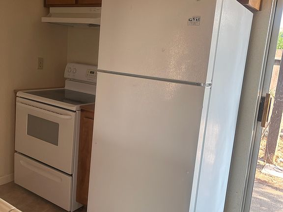 5th image of 1358 McClintock Ln