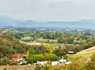 3250 Darrell Dr, Medford, OR 97501