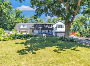 53 Martinka Dr, Shelton, CT 06484