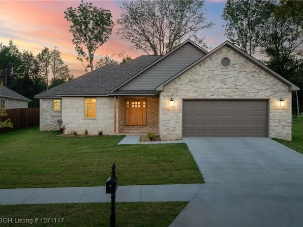 10204 Tyrrell Ct, Fort Smith, AR 72916