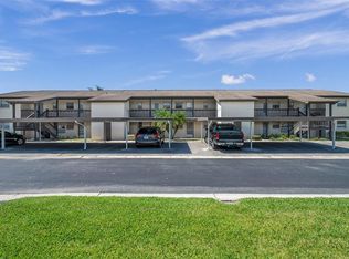 5207 Turquoise Ln APT 205, New Port Richey, FL 34652