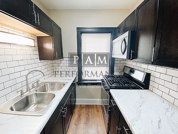 5th image of 3835 N Humboldt Blvd #4