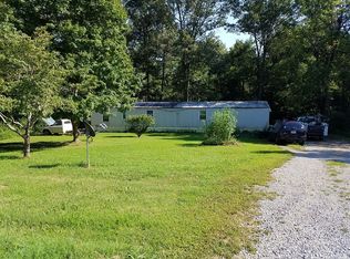 4050 Reevesville Rd, Grantsburg, IL 62943