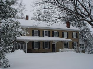 803 Pembroke Ln, Wayne, PA 19087