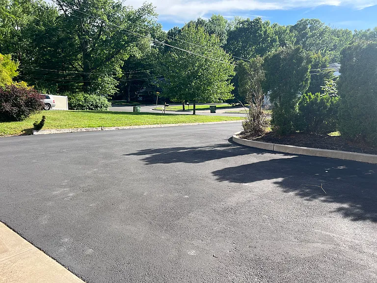 38 Hillsdale Rd — Photo 8