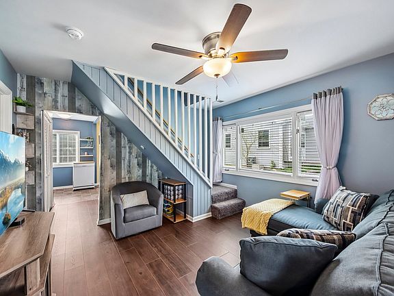 3rd image of 316 Lily Ln