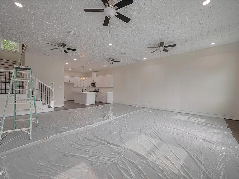 2206 Hoskins Dr — Photo 38