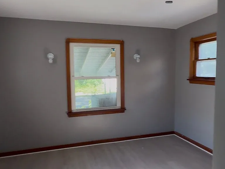 3 bed, 1.0 bath, 1230 sqft, $1,450 — Photo 7