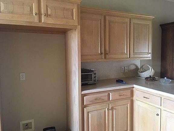 5th image of 122 Wildwood Ln