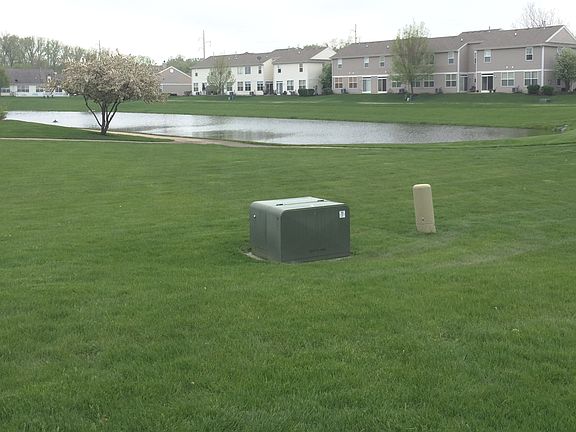 3rd image of 1487 Waterside Dr