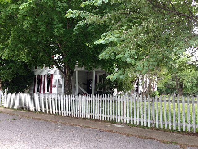 1st image of 107 McCreary Ct