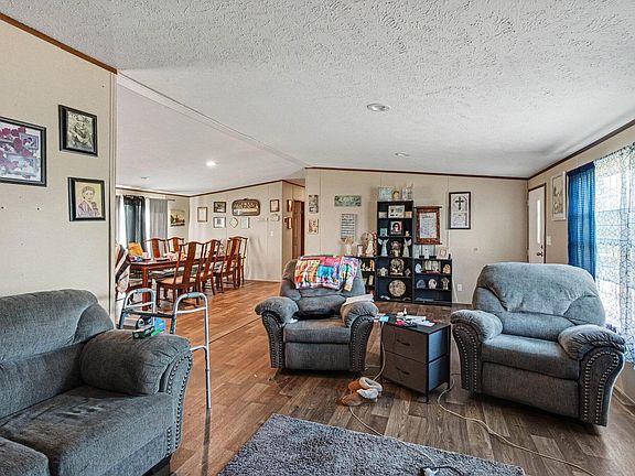 4th image of 2951 Gumlick Rd