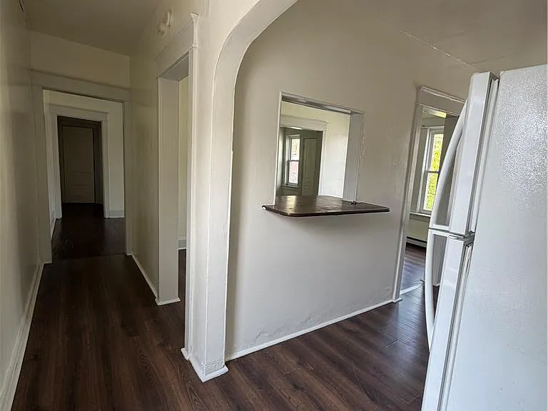 408 W Washington St #2W — Photo 3