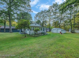106 Cardinal Ln, Tafton, PA 18464