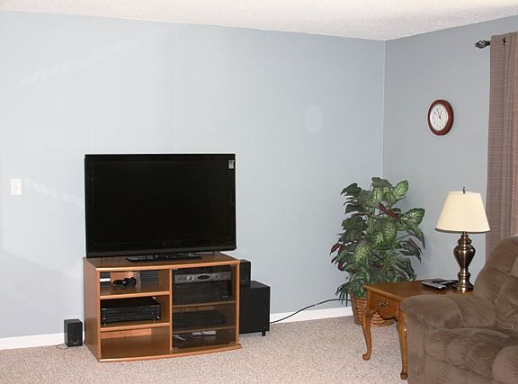 3rd image of 712 Kleewood Dr