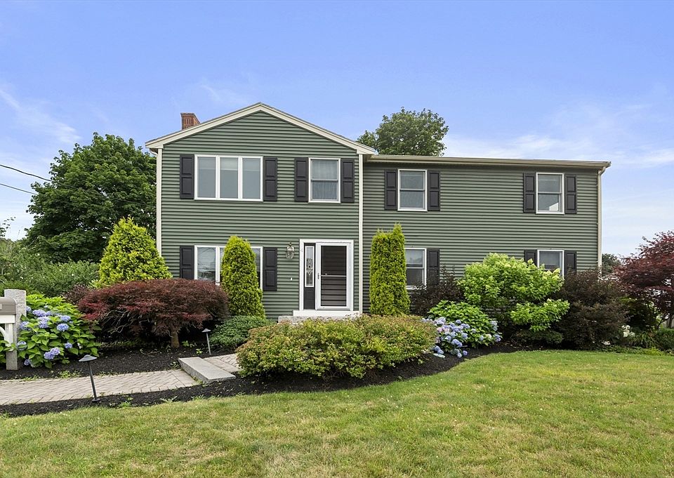 1st image of 4 Raymond Cir