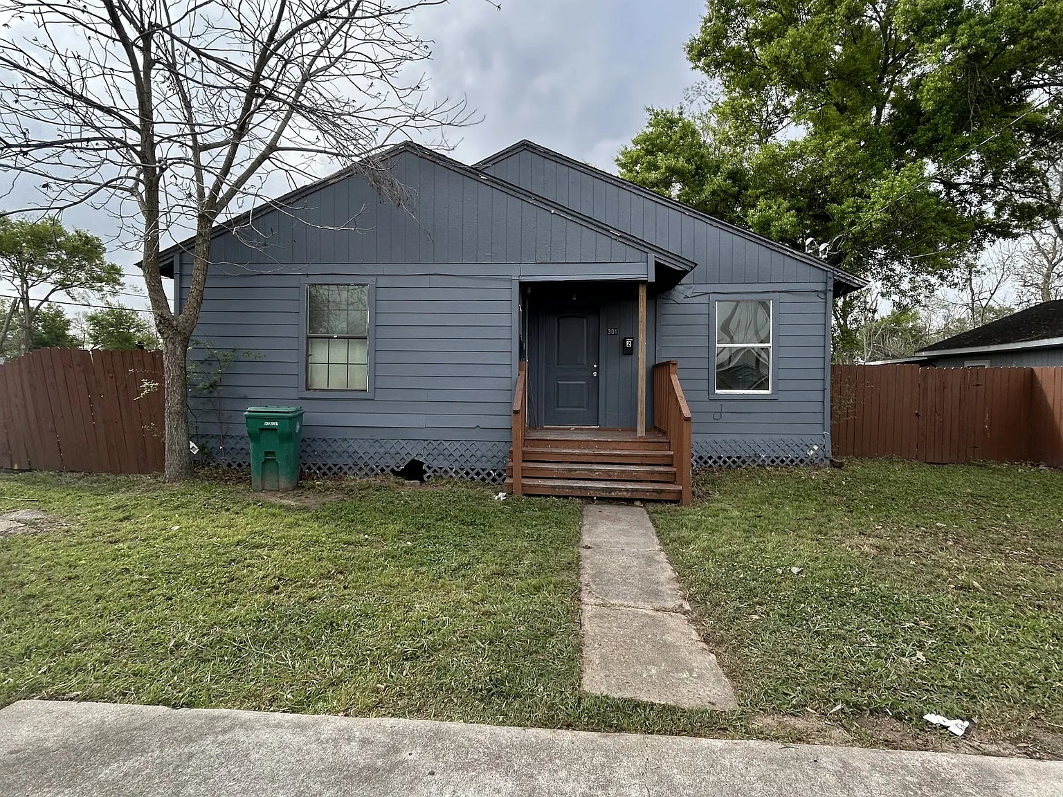 301 West Austin Duplex - 2 — Photo 1