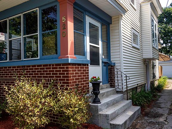 5th image of 520 Ethel Ave SE