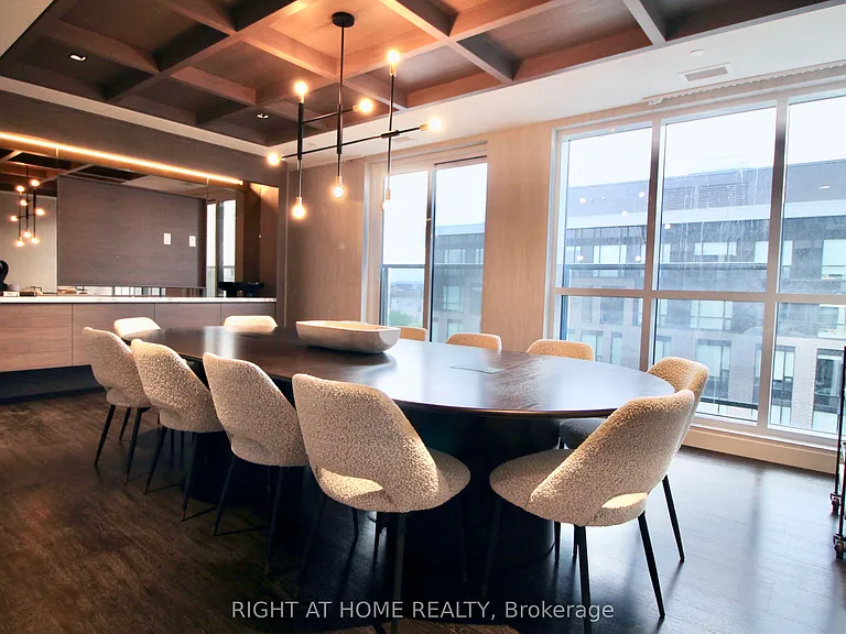 560 Rideau St #1006 — Photo 25