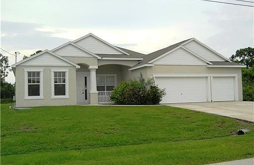 Home For Sale In Port Saint Lucie
