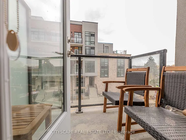 871 Sheppard Ave W #46 — Photo 34