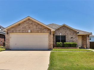 7311 Tin Cup Dr, Arlington, TX 76001