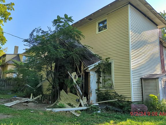 5th image of 515 N Harrison St