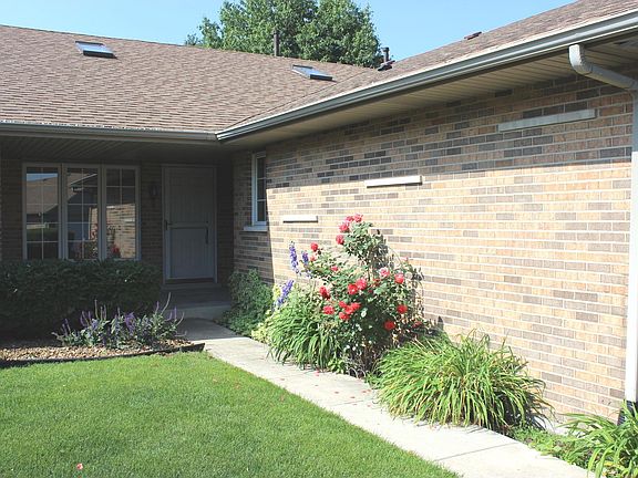 3rd image of 5005 W Circle Pl