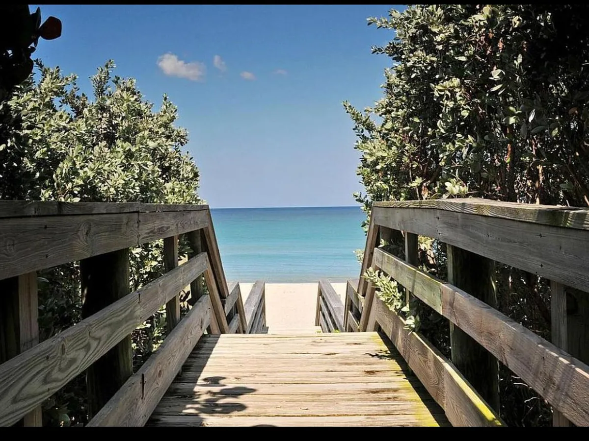 Building Photo - 3606 S Ocean Blvd #406