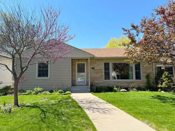 1339 Maywood St, Saint Paul, MN 55117
