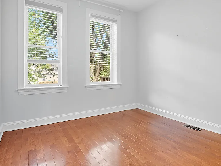 1654 Gales St NE — Photo 20