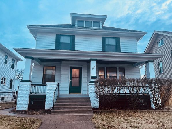 1115 W 17th St, Davenport, IA 52804