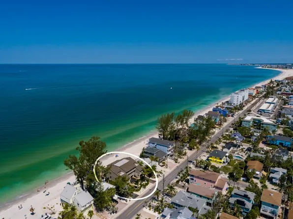 8226 W Gulf Blvd APT 2, Treasure Island, FL 33706