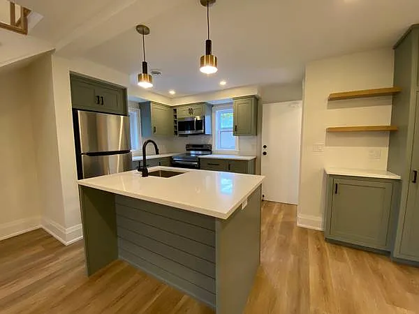 322 Huron St #UPPER — Photo 10