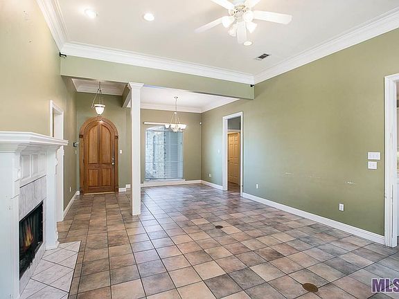 5th image of 17505 Lauren Dr