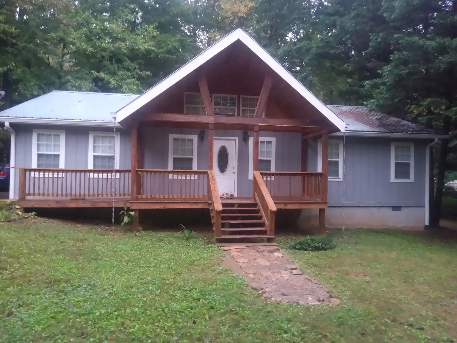 3 bed, 1536 sqft, $1,900 — Photo 1