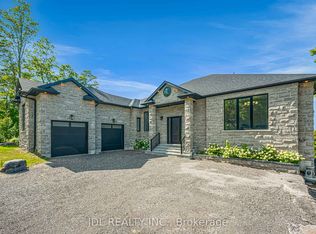 536 Fralicks Beach Rd, Scugog, ON L9L1B6