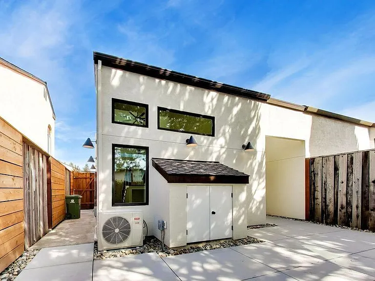 4017 San Francisco Ter — Photo 23