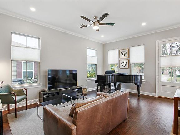 4th image of 5520 Wickfield Dr
