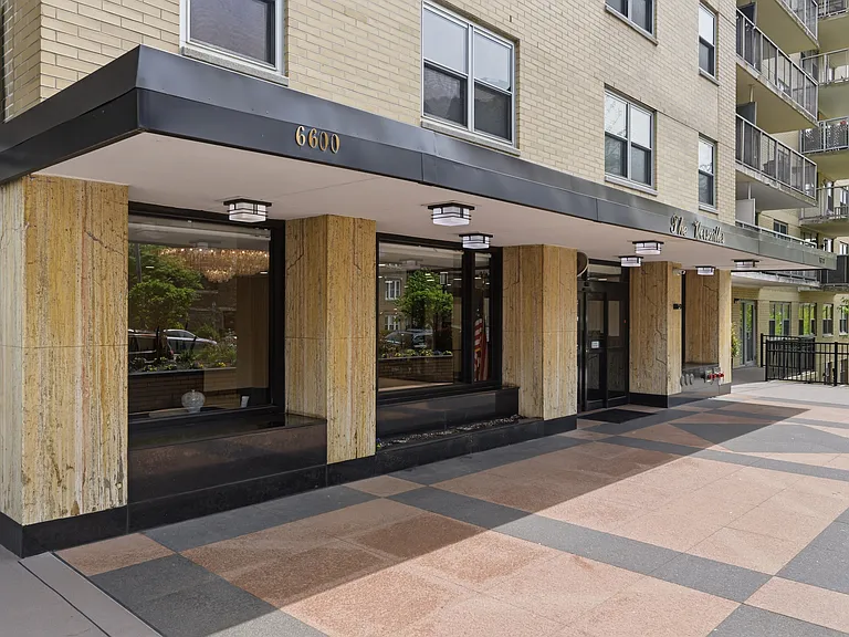 6600 Boulevard East #22F — Photo 1