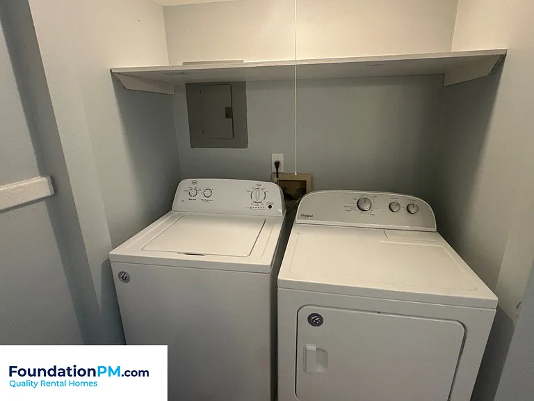 1764 Lawrence Ave #4 — Photo 12