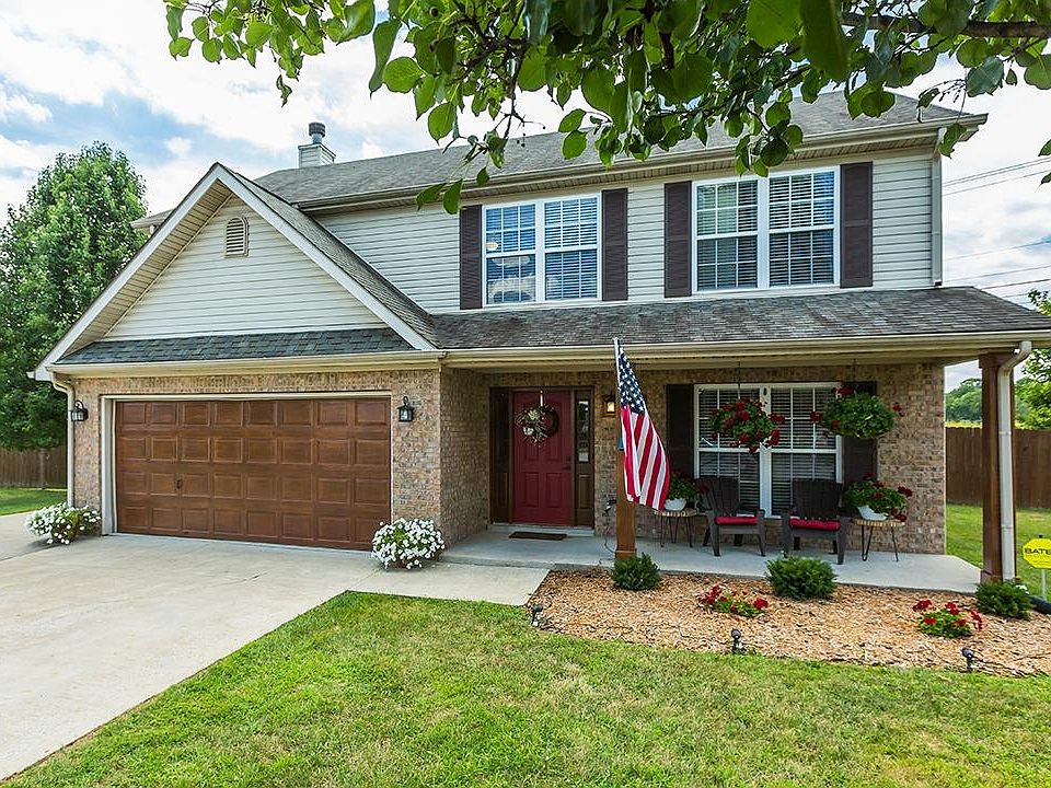 1st image of 409 Crown Ct