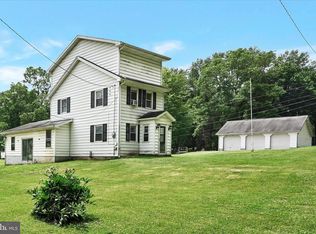298 Camp Rd, Pine Grove, PA 17963