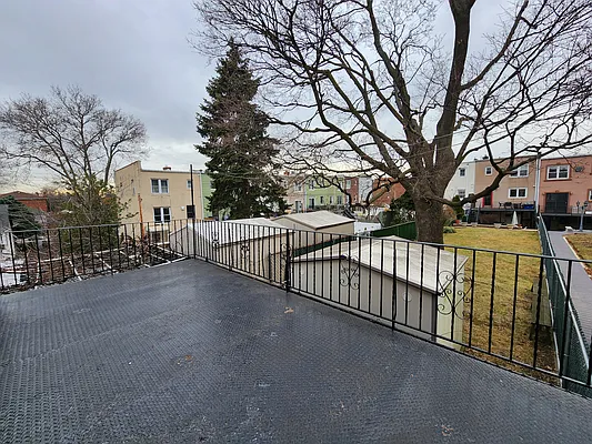 Rented by Astoria Realty | media 16