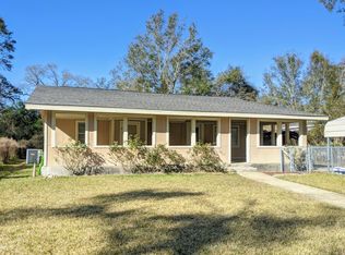 4533 Edgewood Dr, Milton, FL 32583