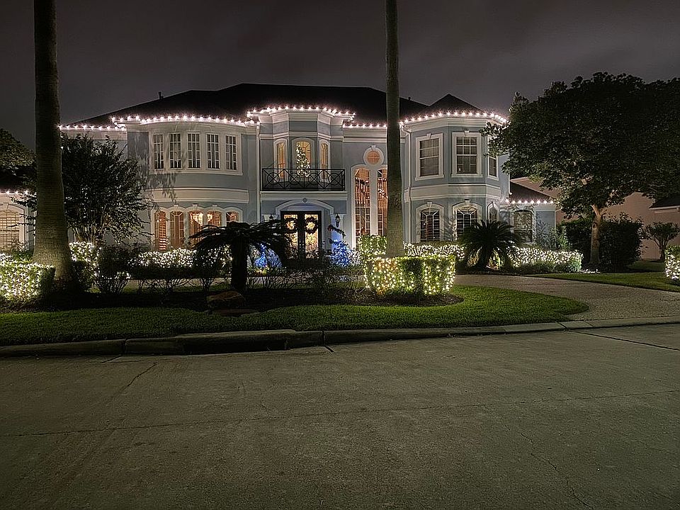 1st image of 19903 Parkwater Cir